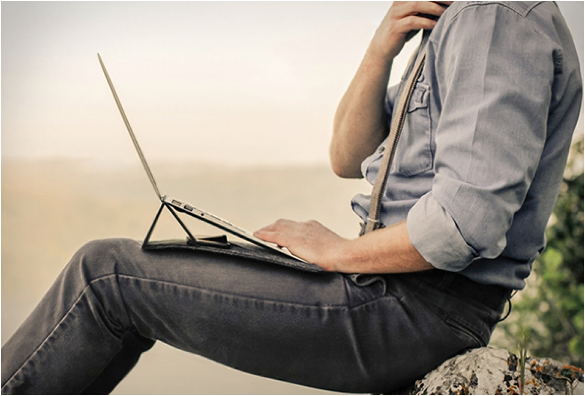 Peak | Macbook Cover & Stand | Image