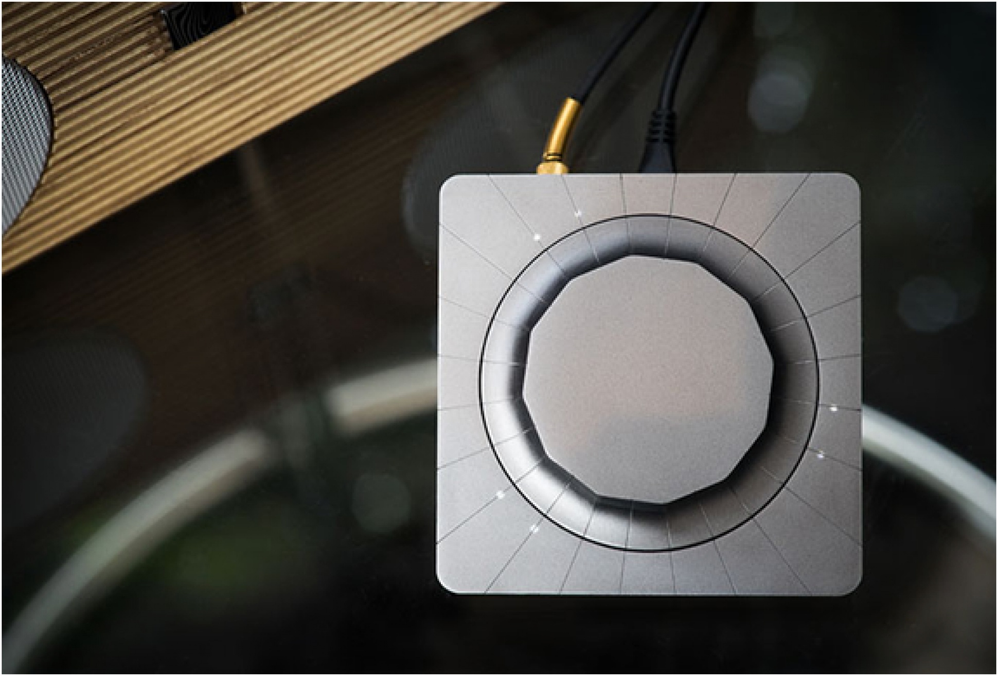 Beep | Wirelessly Control Any Speaker | Image