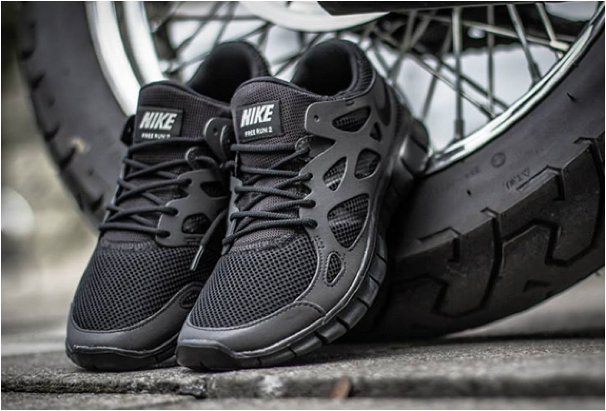 Nike Free Run 2 Triple Black