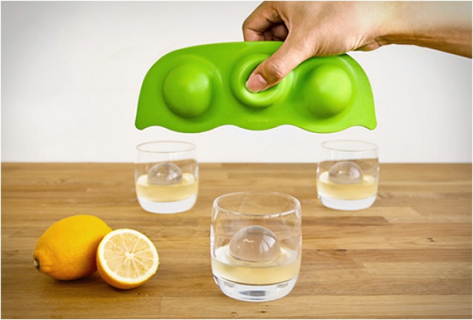 FROZEN PEAS | ICE SPHERE MOLD - Image