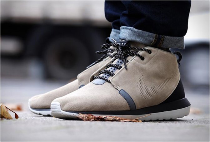 NIKE ROSHE RUN SNEAKERBOOT - Image