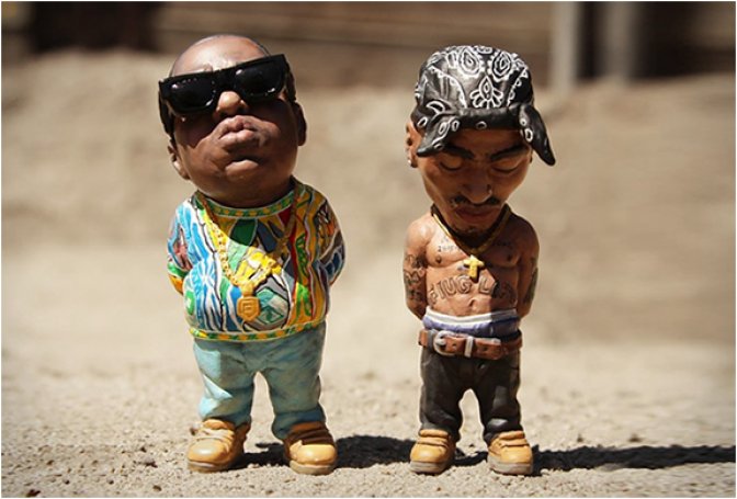 HAND-PAINTED SCULPTURES | BY PLASTIC CELL - Image