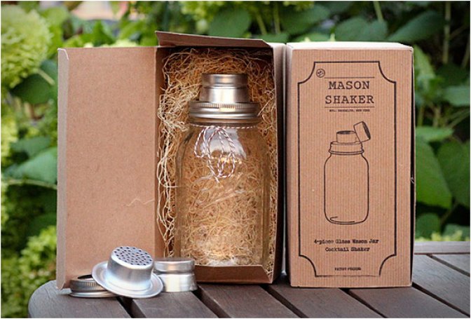 THE MASON JAR COCKTAIL SHAKER - Image