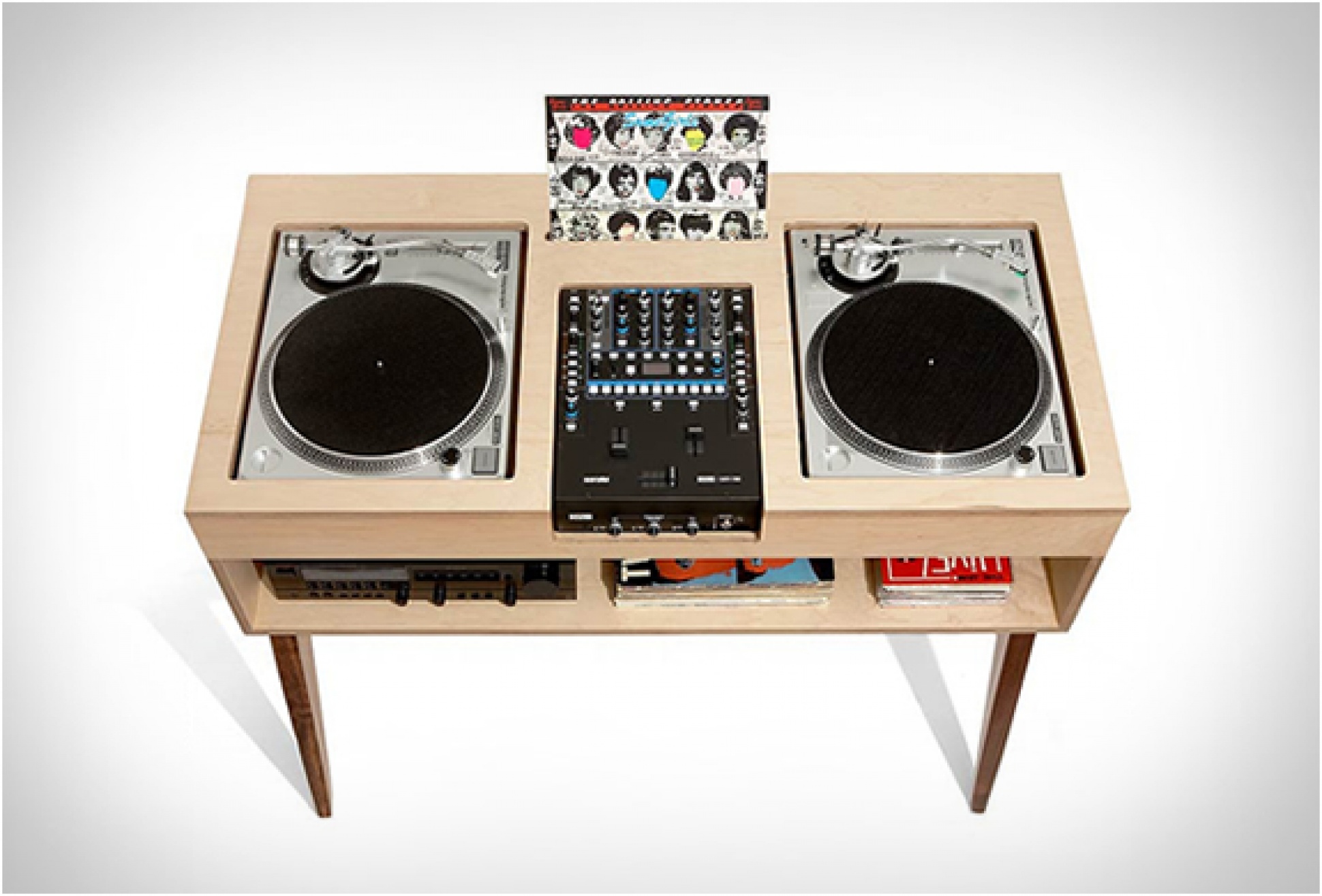 Dj Stand | By Atocha Design | Image