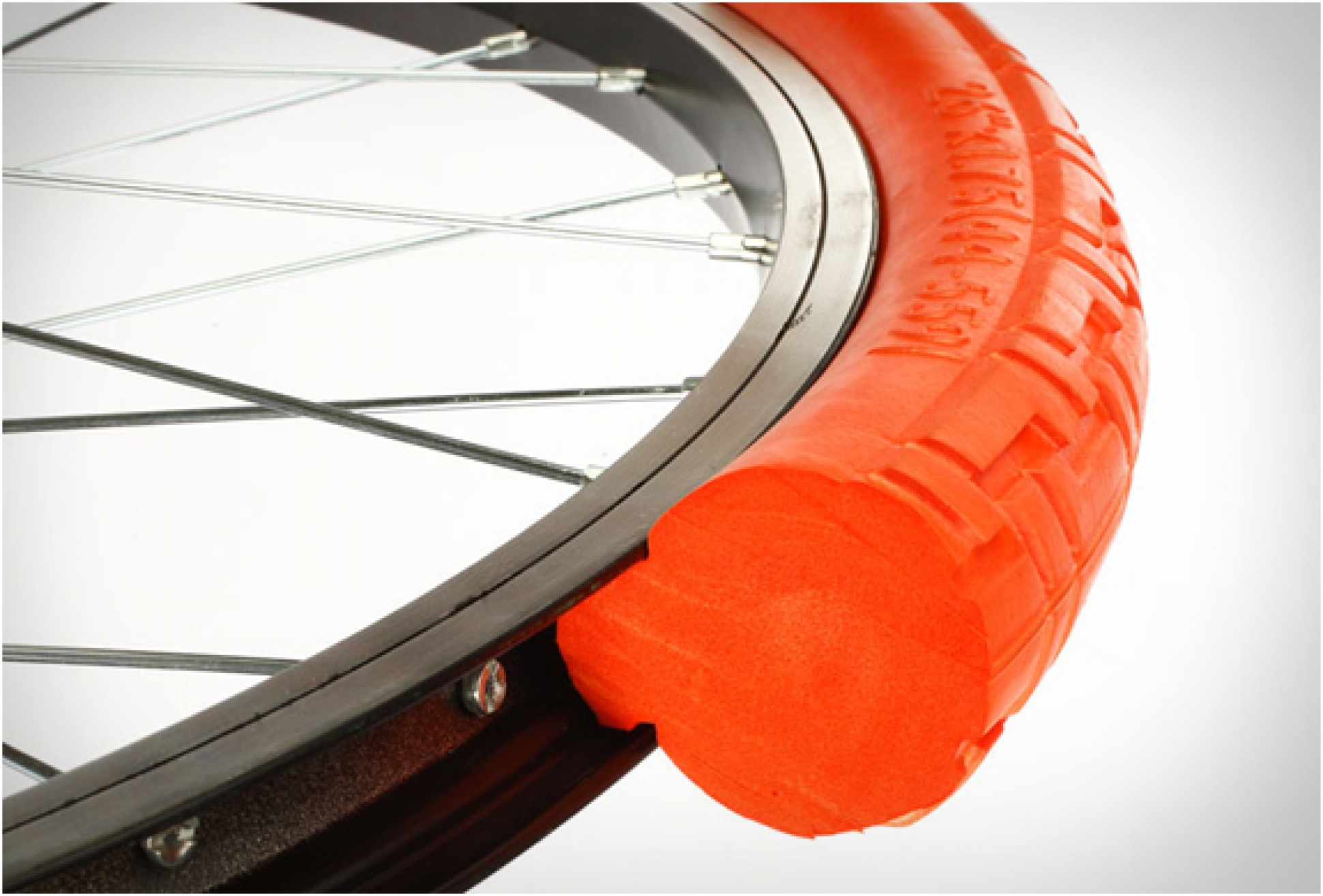 Tannus Tires | Image