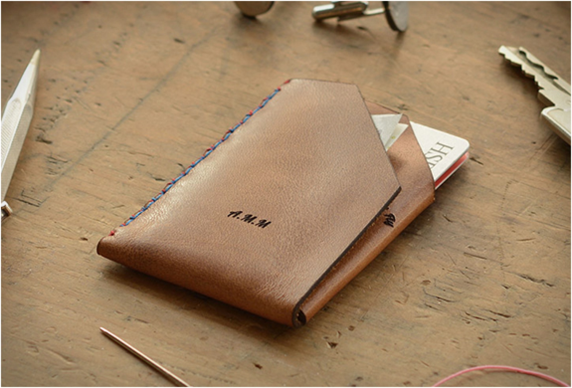 Wingback Wallet | Image