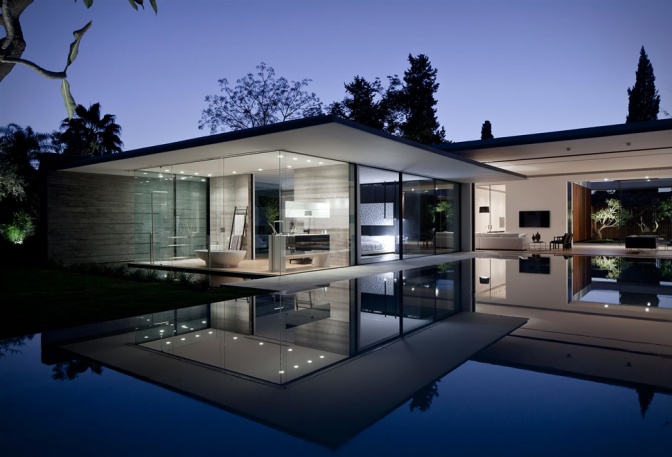 FLOAT HOUSE - Image
