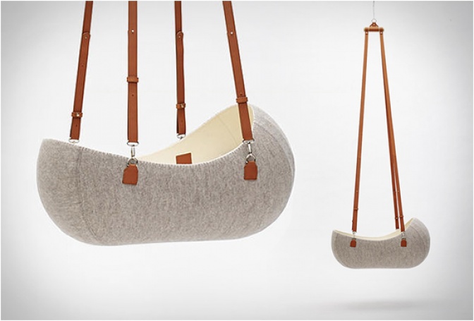 LITTLE NEST | HANGING FELT CRADLE - Image