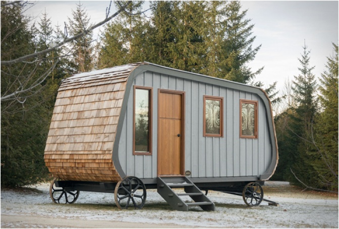 THE COLLINGWOOD HUT - Image