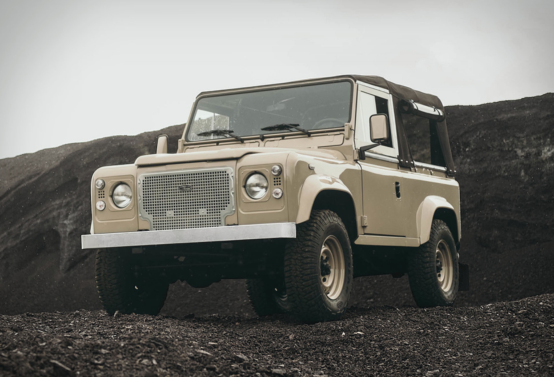 Land Rover D90 Heritage | Image