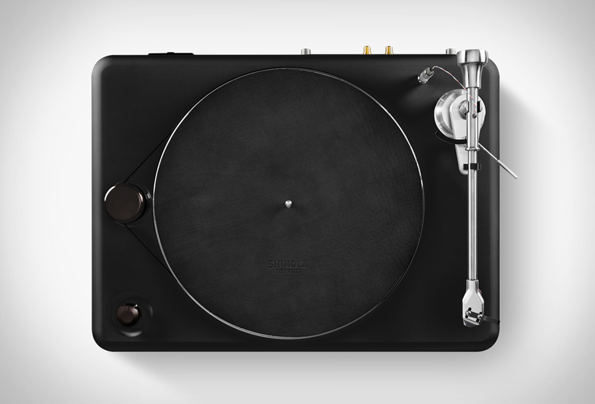 Shinola Runwell Turntable | Image