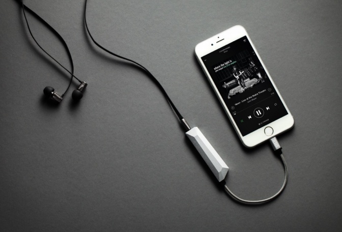AQUA HEADPHONE AMPLIFIER - Image