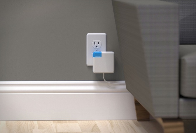 Blockhead Side-Facing Plug - Image
