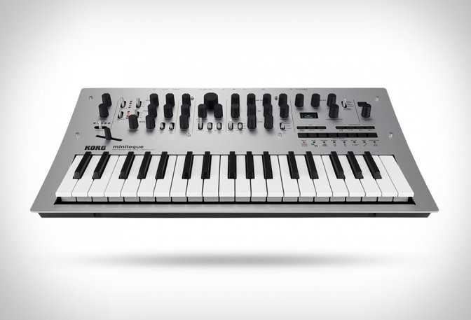 KORG MINILOGUE SYNTHESIZER - Image