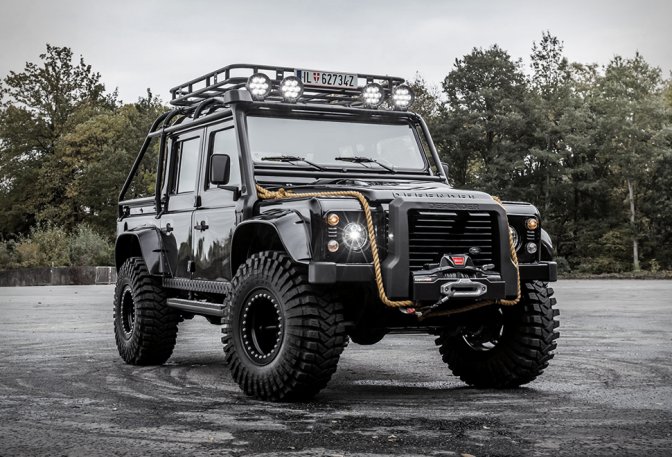 LAND ROVER DEFENDER TWEAKED SPECTRE EDITION - Image