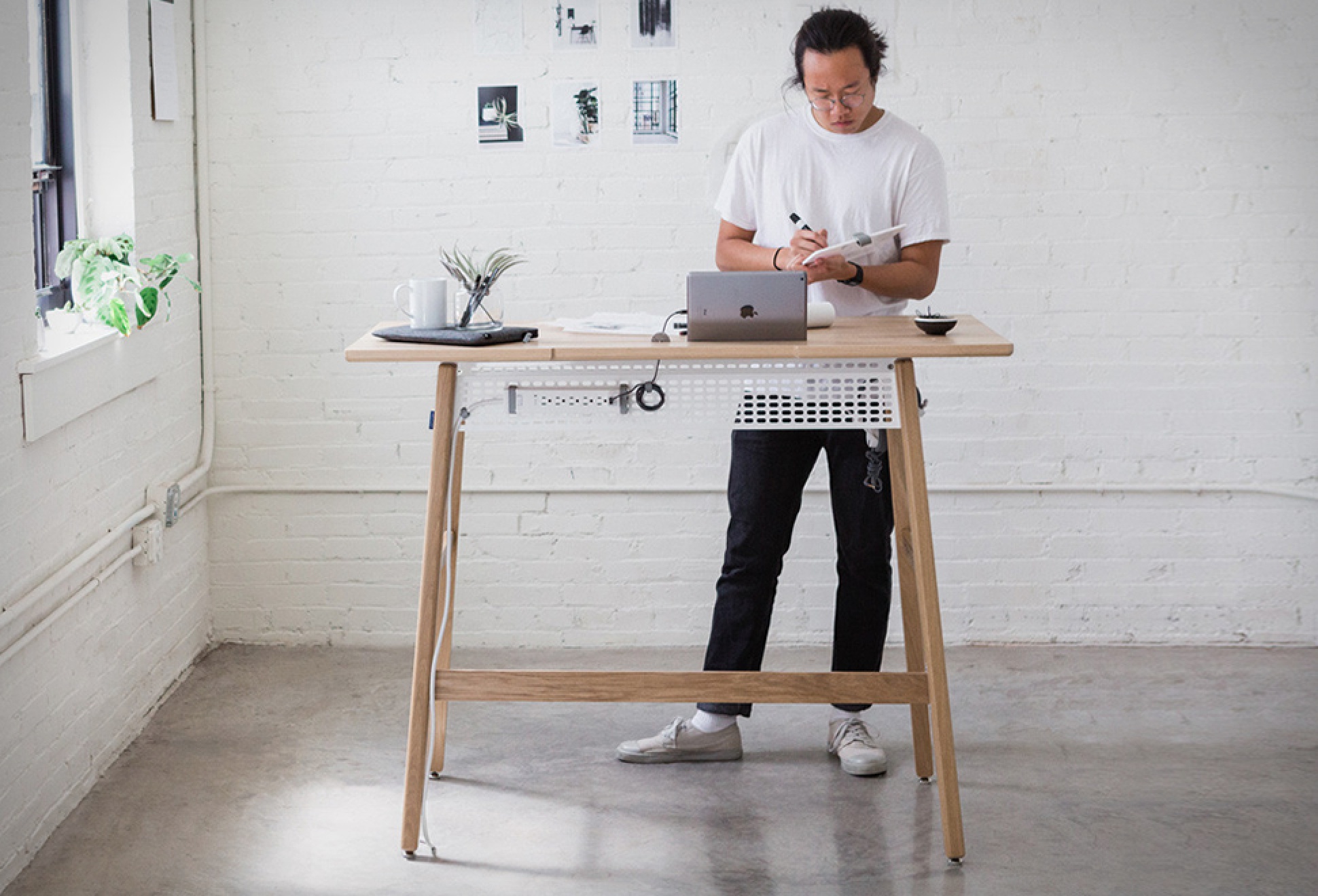 Artifox Standing Desk 02 | Image