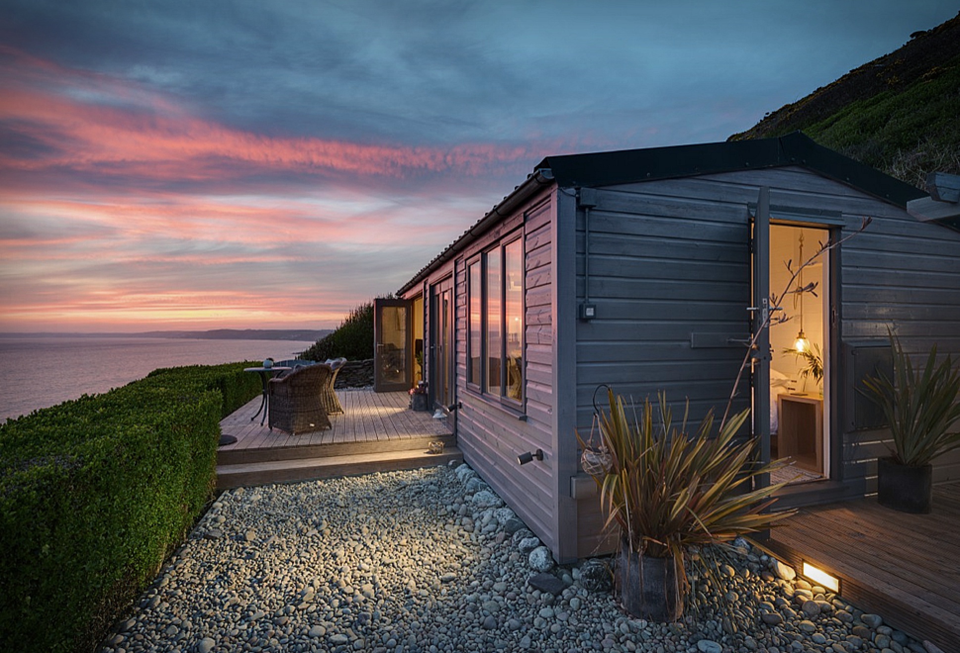 Breakers Beach Hut | Image