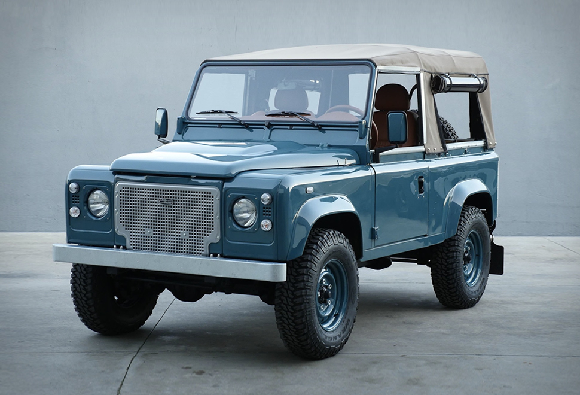 Land Rover Defender Heritage | Image