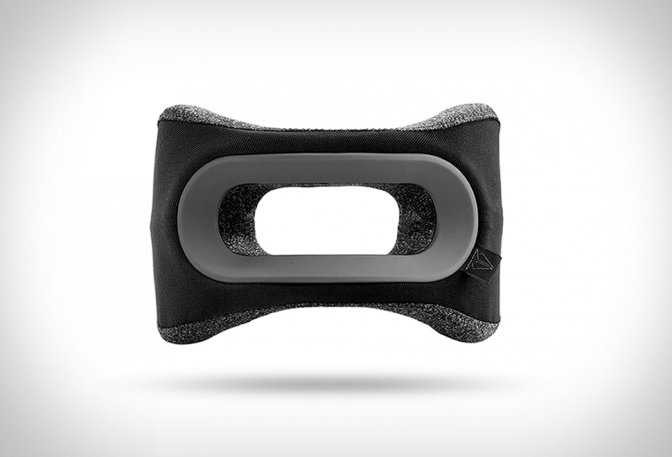 BullRest Travel Pillow - Image