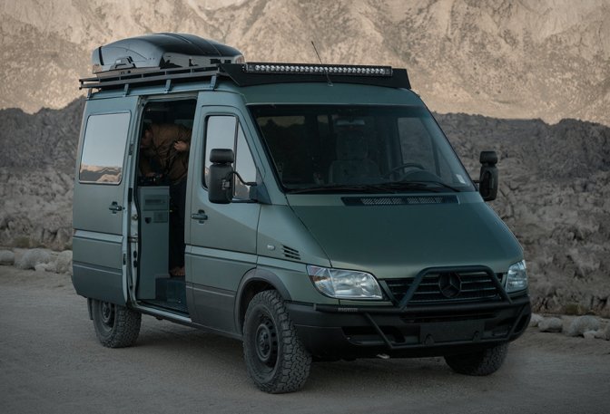 CHRIS BURKARDS VAN - Image