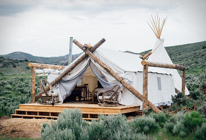 COLLECTIVE RETREATS - Image