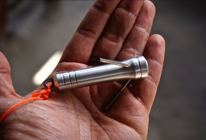 RETREEV MINI RETRIEVAL TOOL - Image
