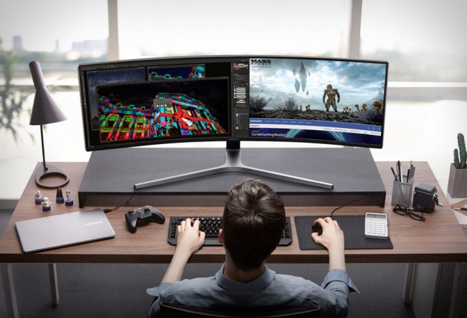 SAMSUNG 49-INCH CURVED GAMING MONITOR - Image