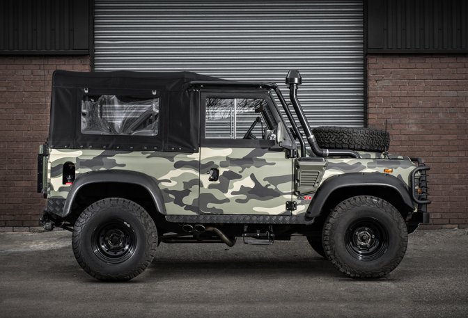 MILITARY EDITION DEFENDER - Image