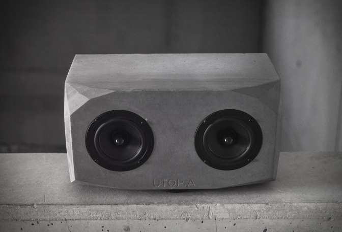 UTOPIA CONCRETE SPEAKER - Image