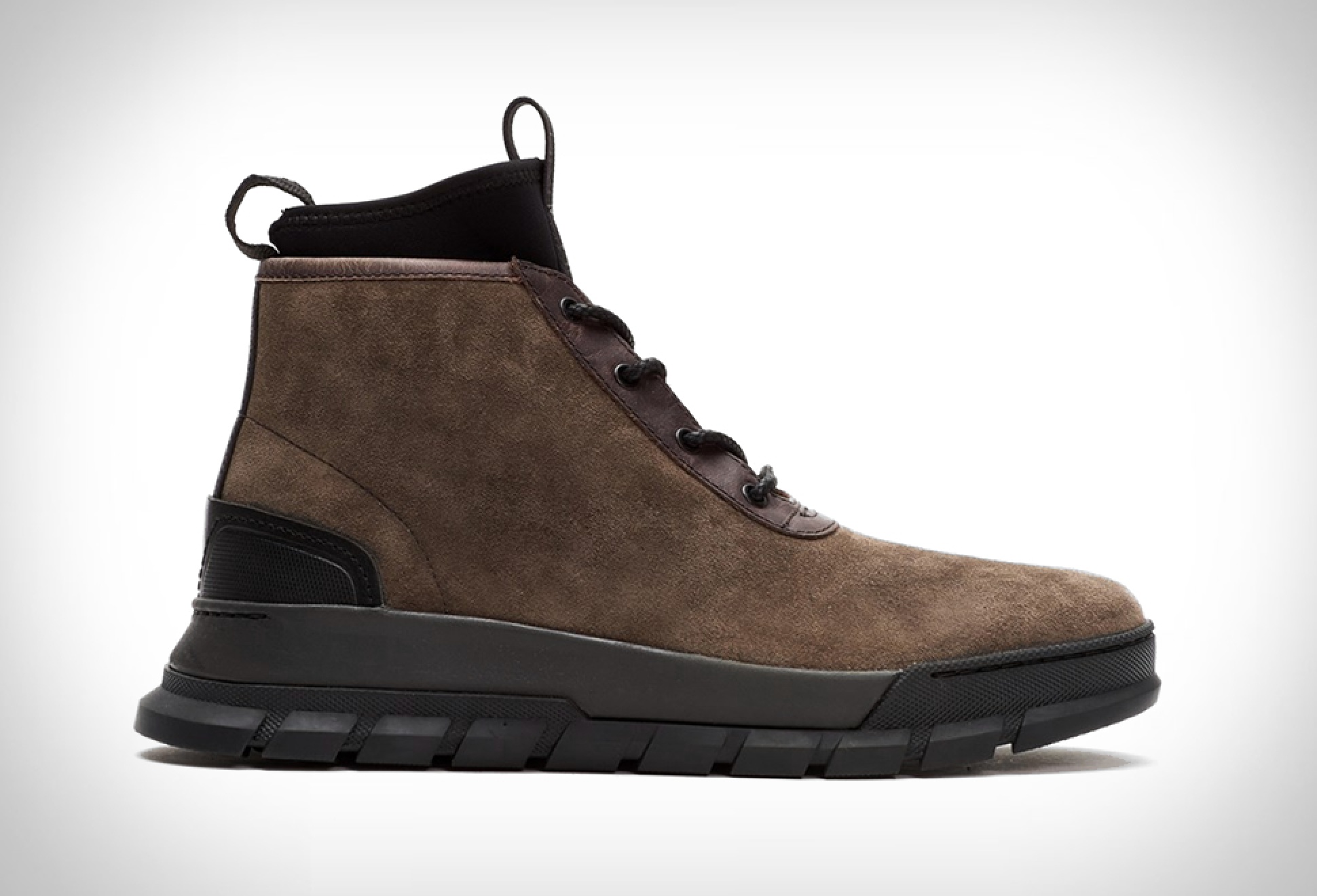Frye Explorer Chukka Boots