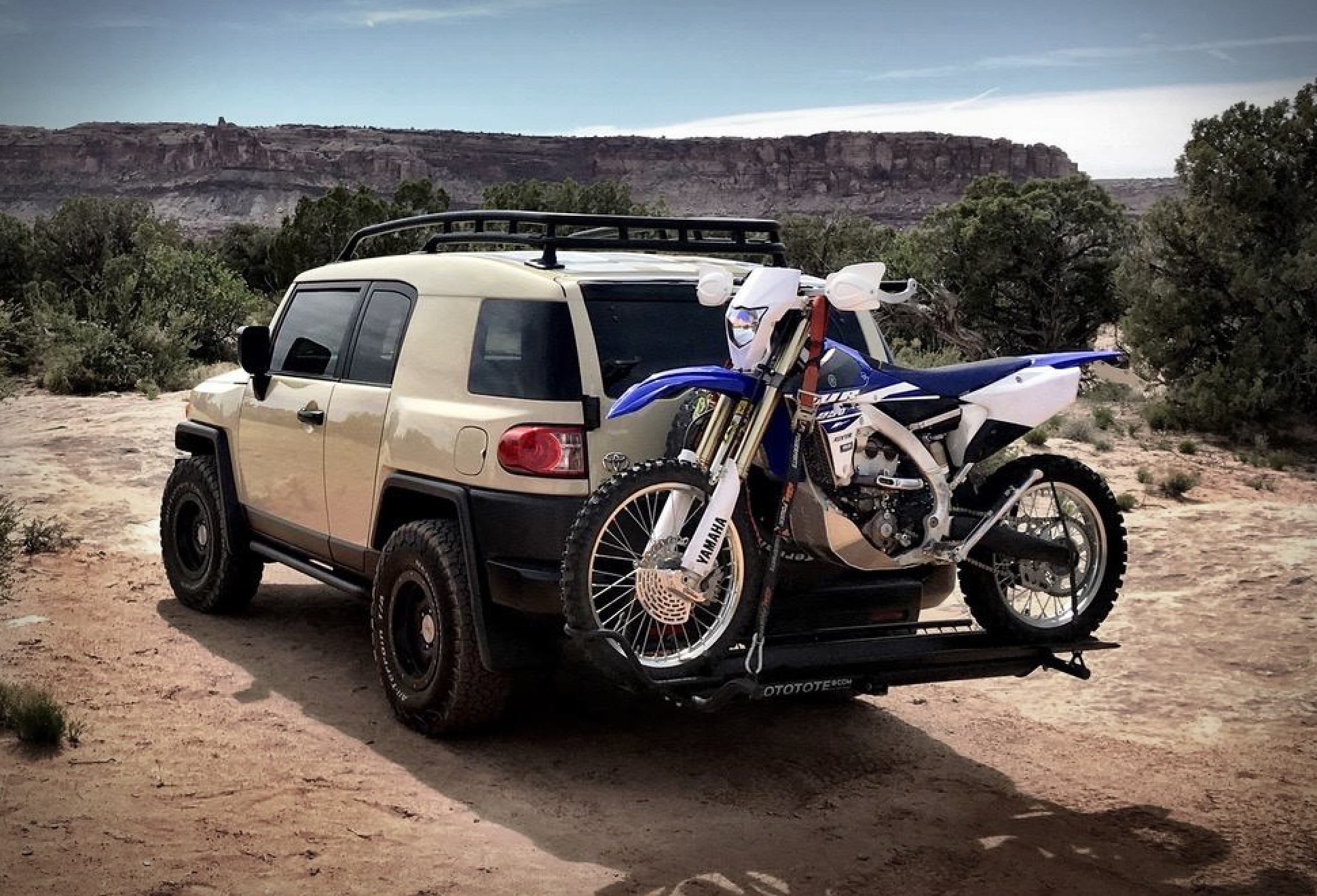 MotoTote Motorcycle Carrier