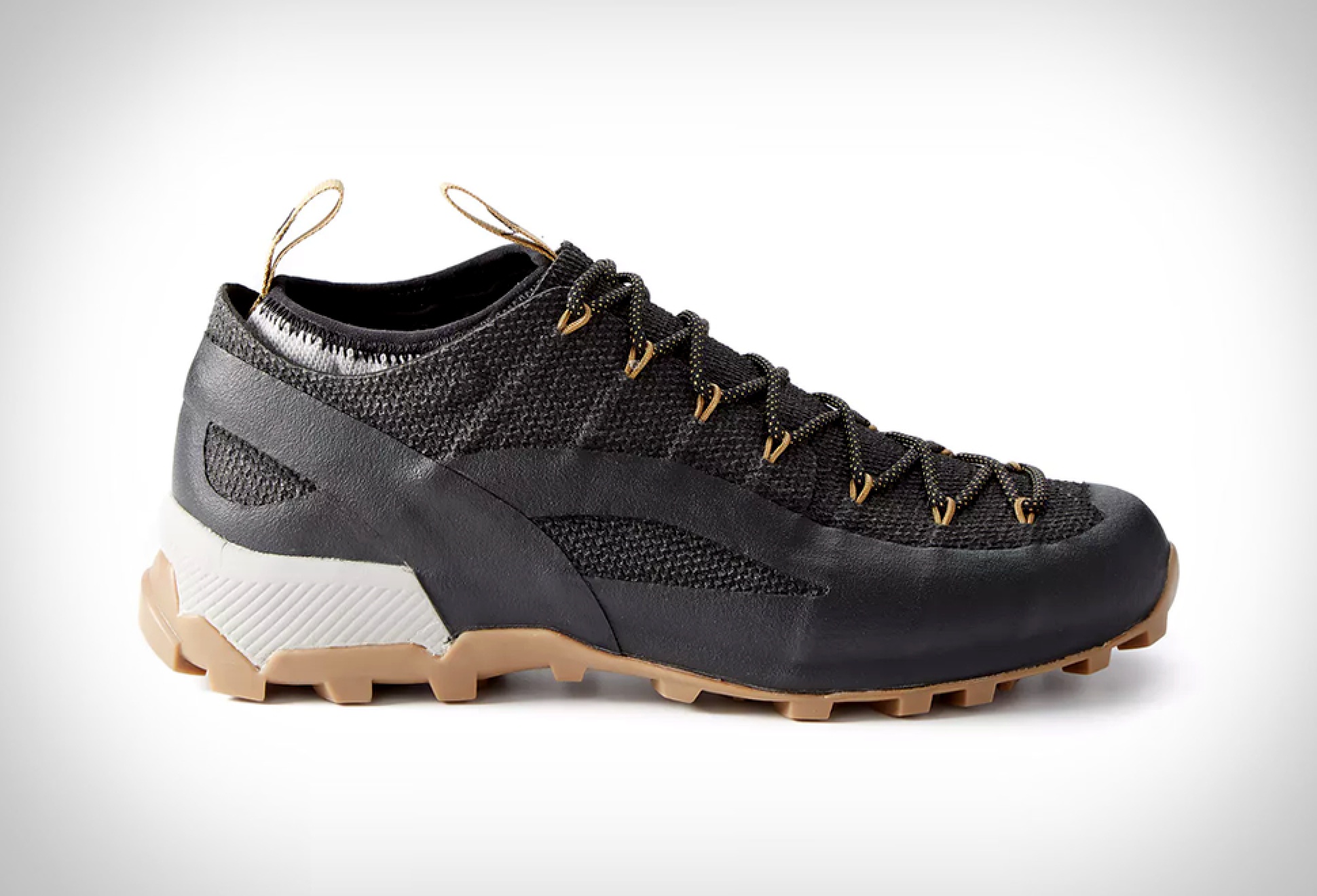 Naglev Kevlar Hiker | Image