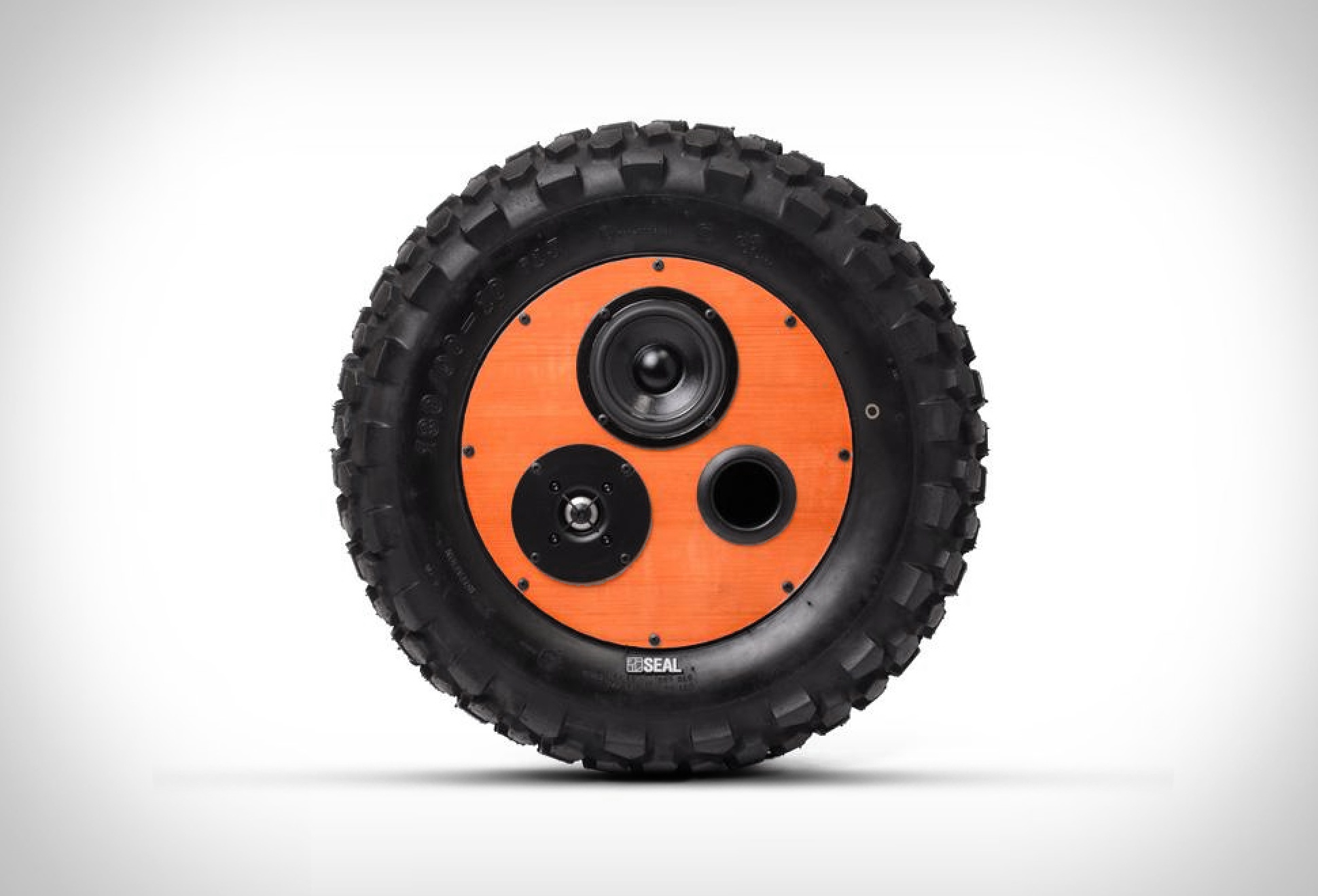 Seal Tire Speaker | Image