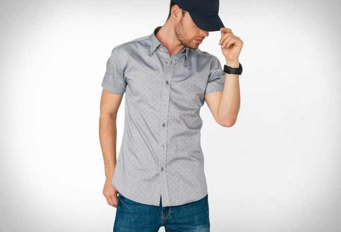 BATCH ESSENTIAL SHORT SLEEVE SHIRT - Image