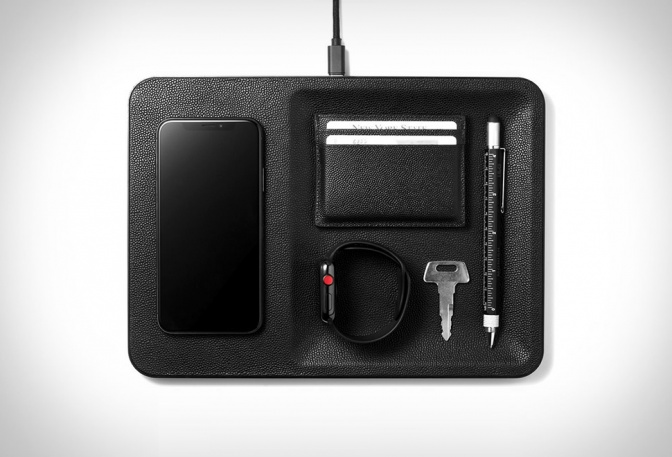 COURANT WIRELESS CHARGING TRAY - Image