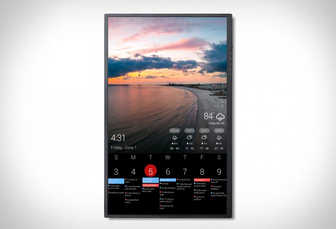 DAKBOARD DIGITAL WALL CALENDAR - Image