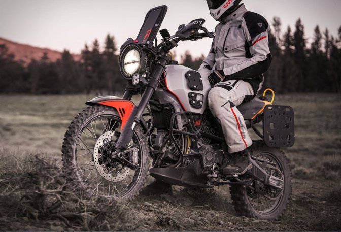 EARLE DUCATI ALASKAN - Image
