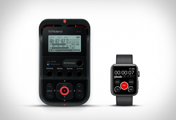 ROLAND R-07 AUDIO RECORDER - Image