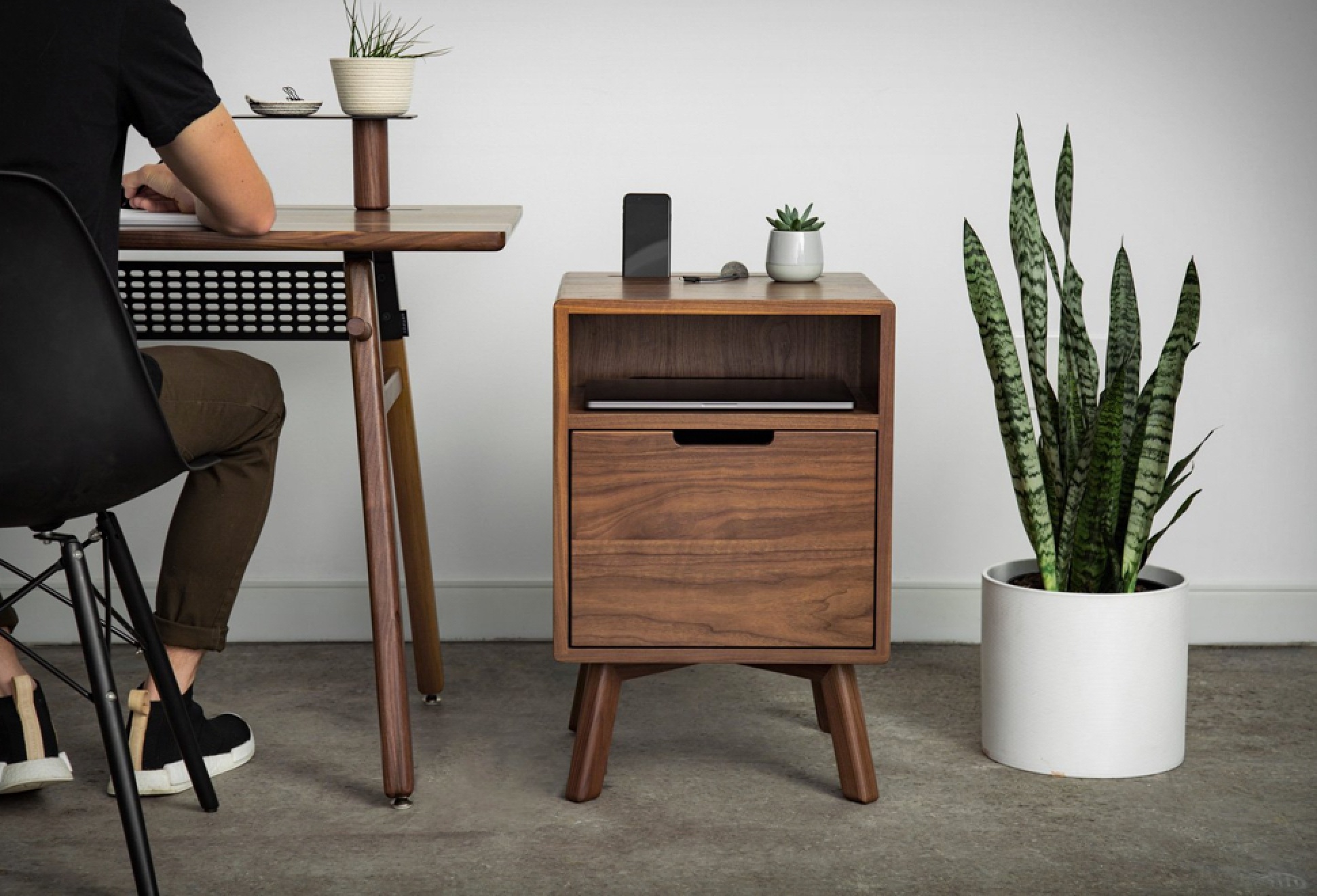 Artifox Side Table | Image