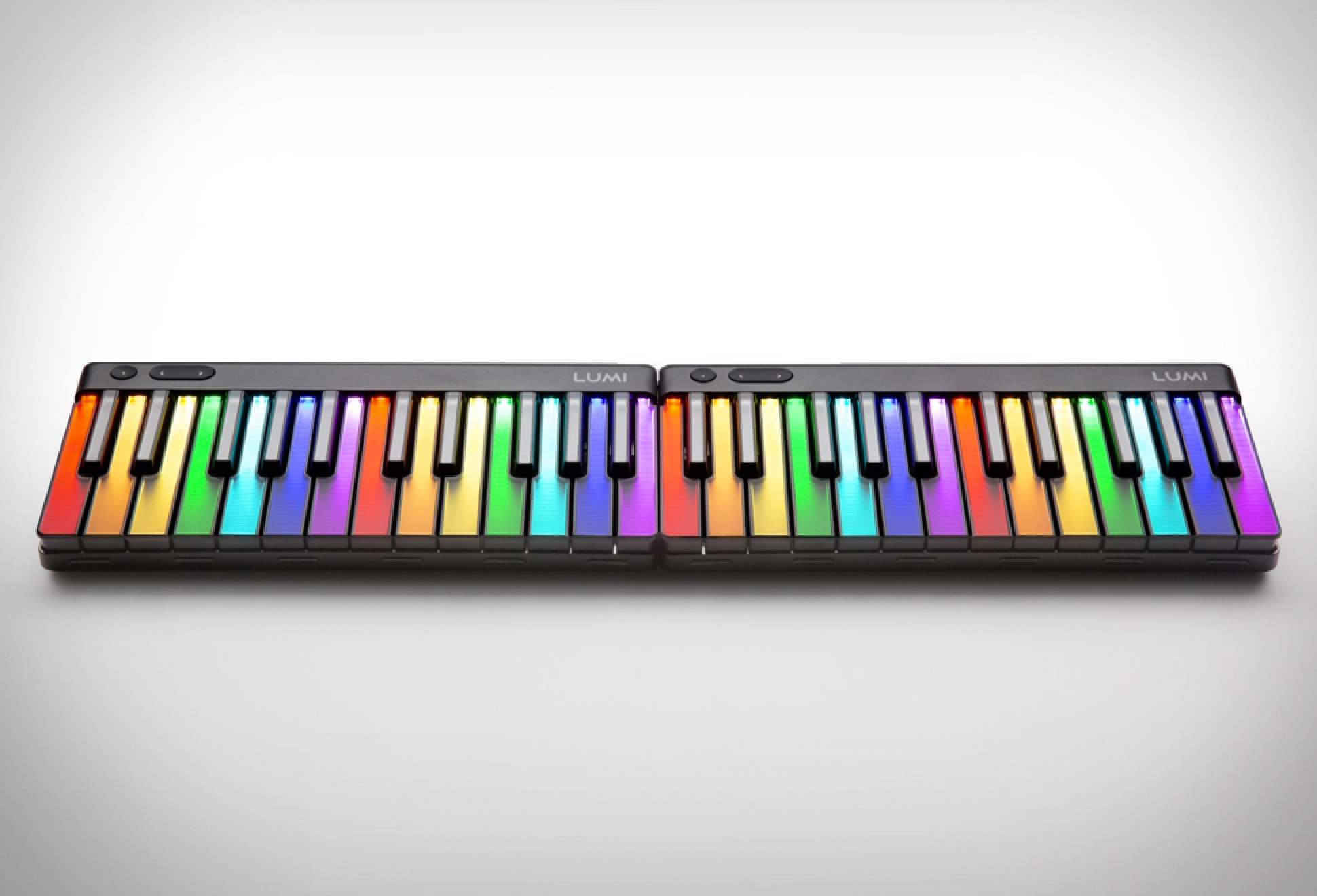 Lumi piano 2025