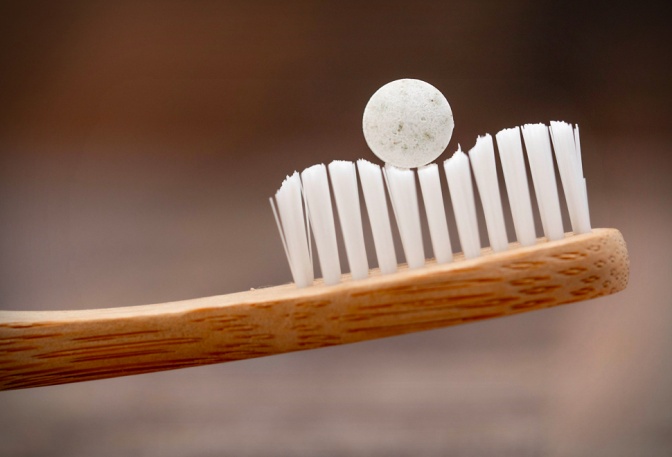 Change Plastic-Free Toothpaste - Image