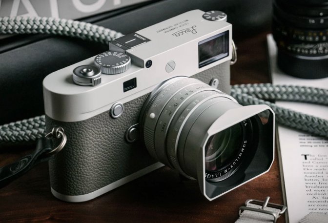 Hodinkee x Leica M10-P Ghost Edition - Image