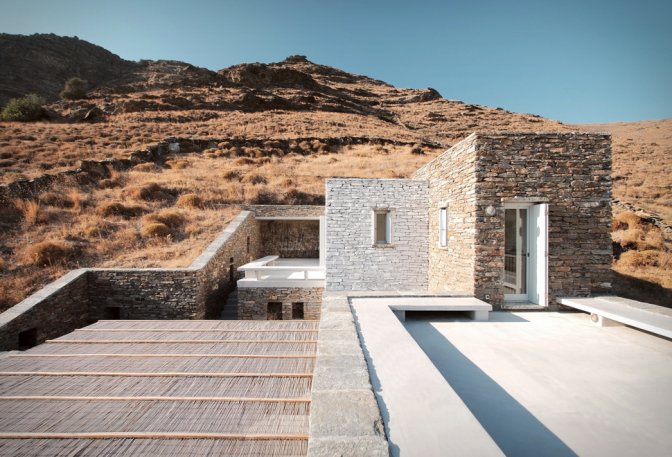 ROCKSPLIT HOUSE - Image
