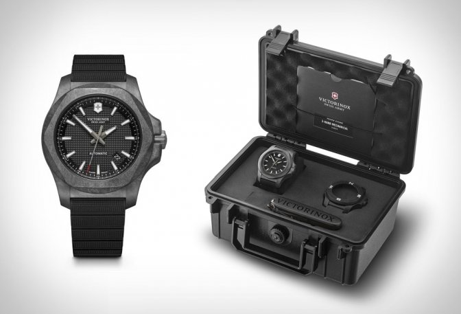VICTORINOX INOX CARBON MECHANICAL - Image