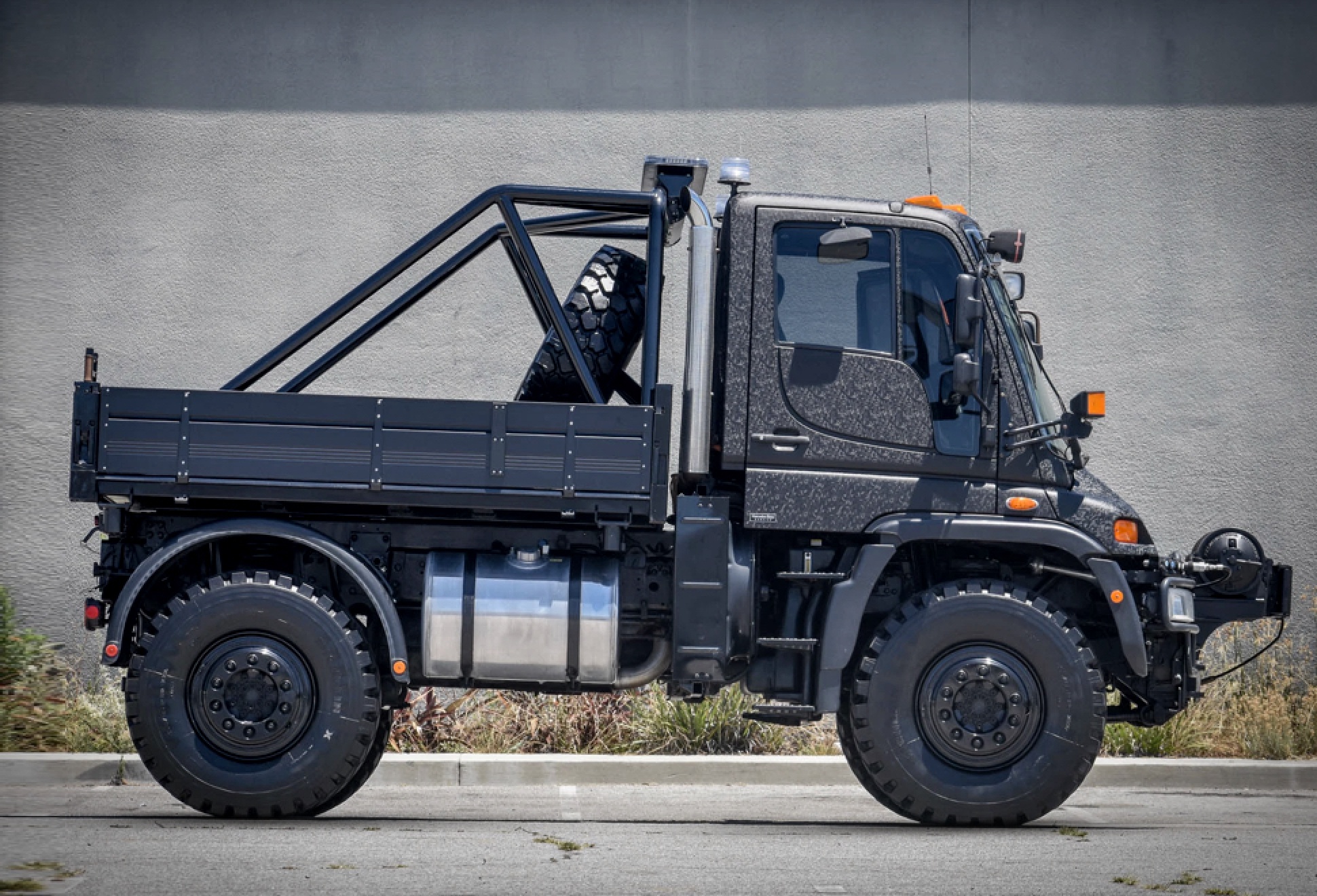 2003 Mercedes-Benz Unimog U500 | Image