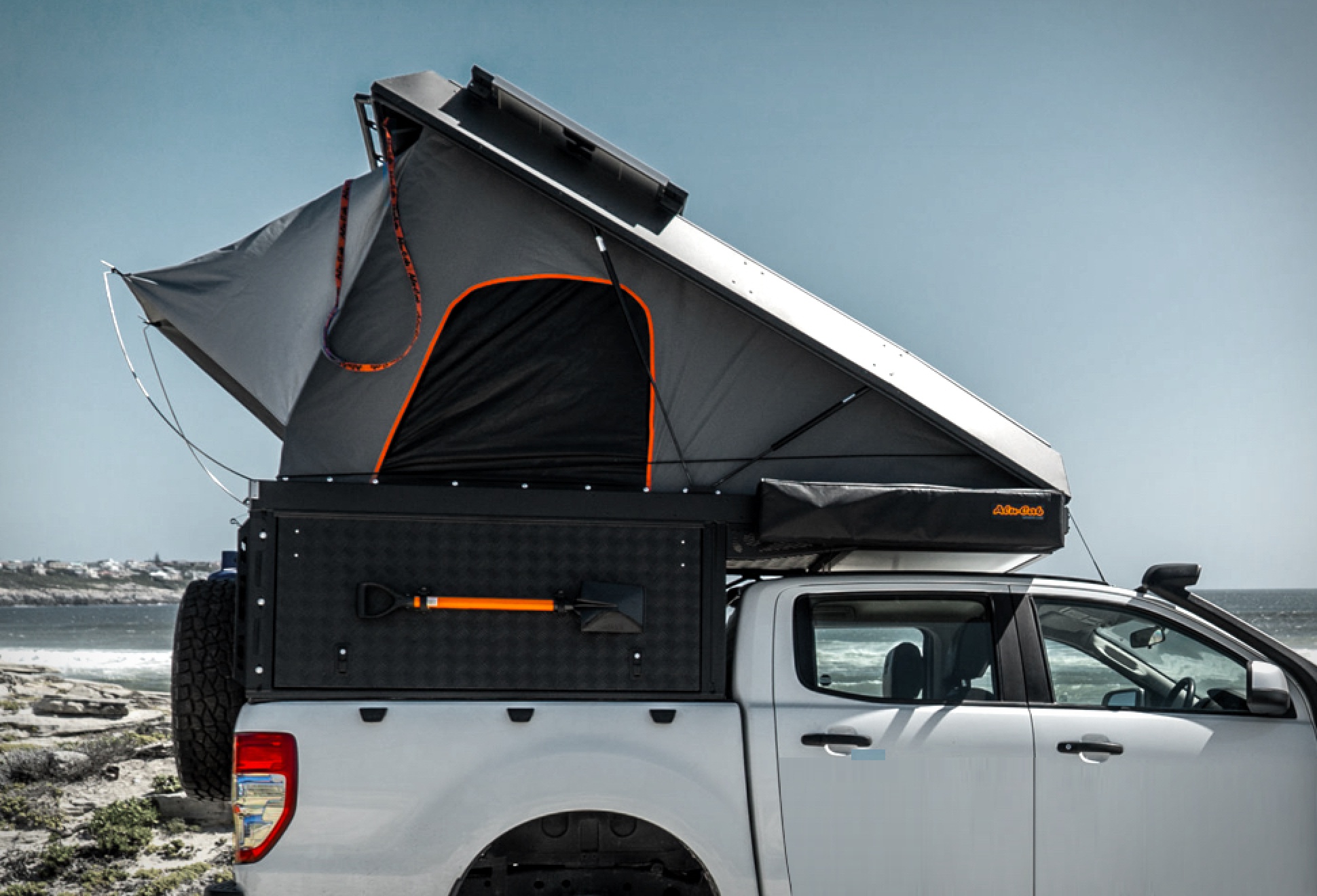 Alu-Cab Canopy Camper | Image