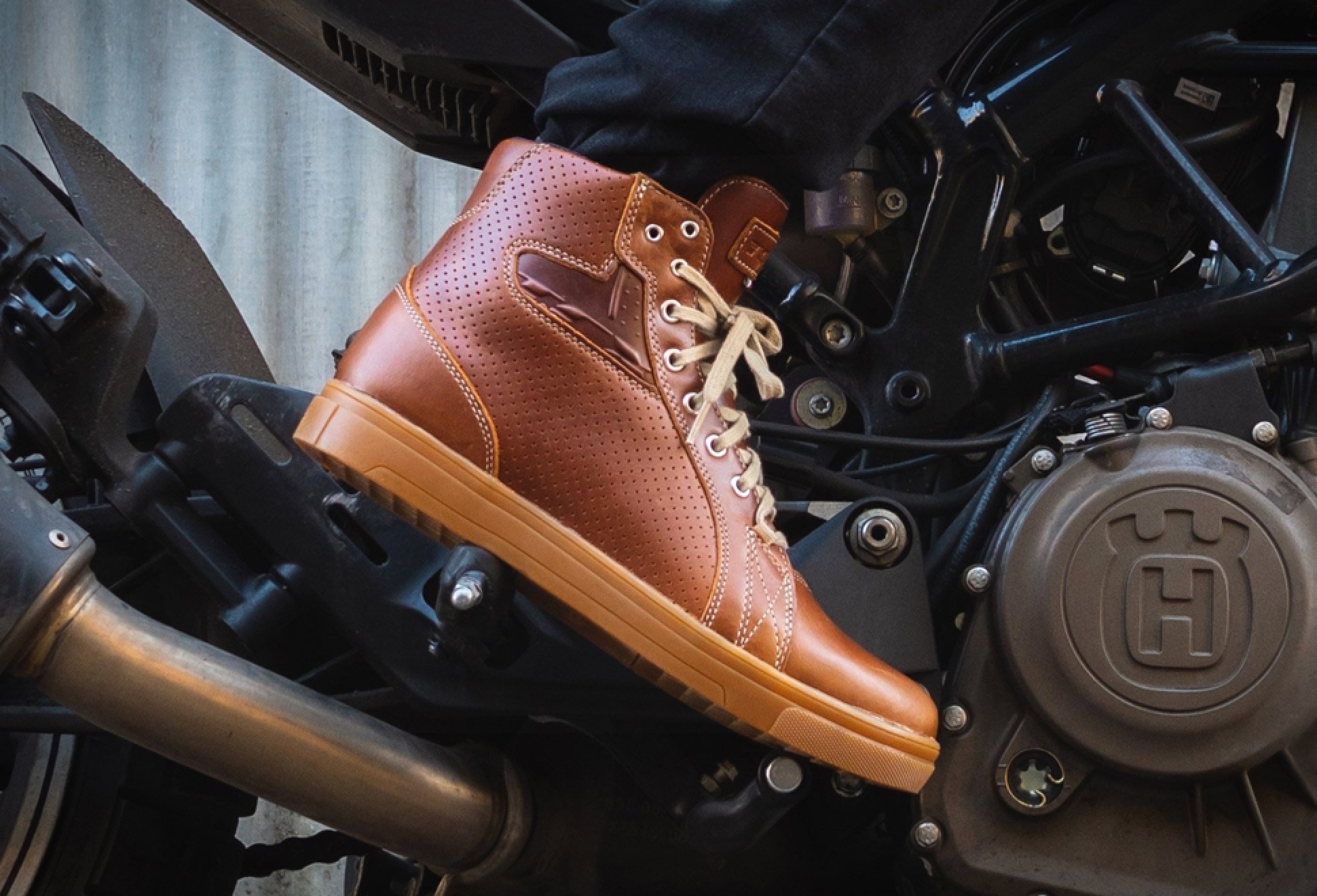 TCX Street Ace Air Riding Trainer | Image