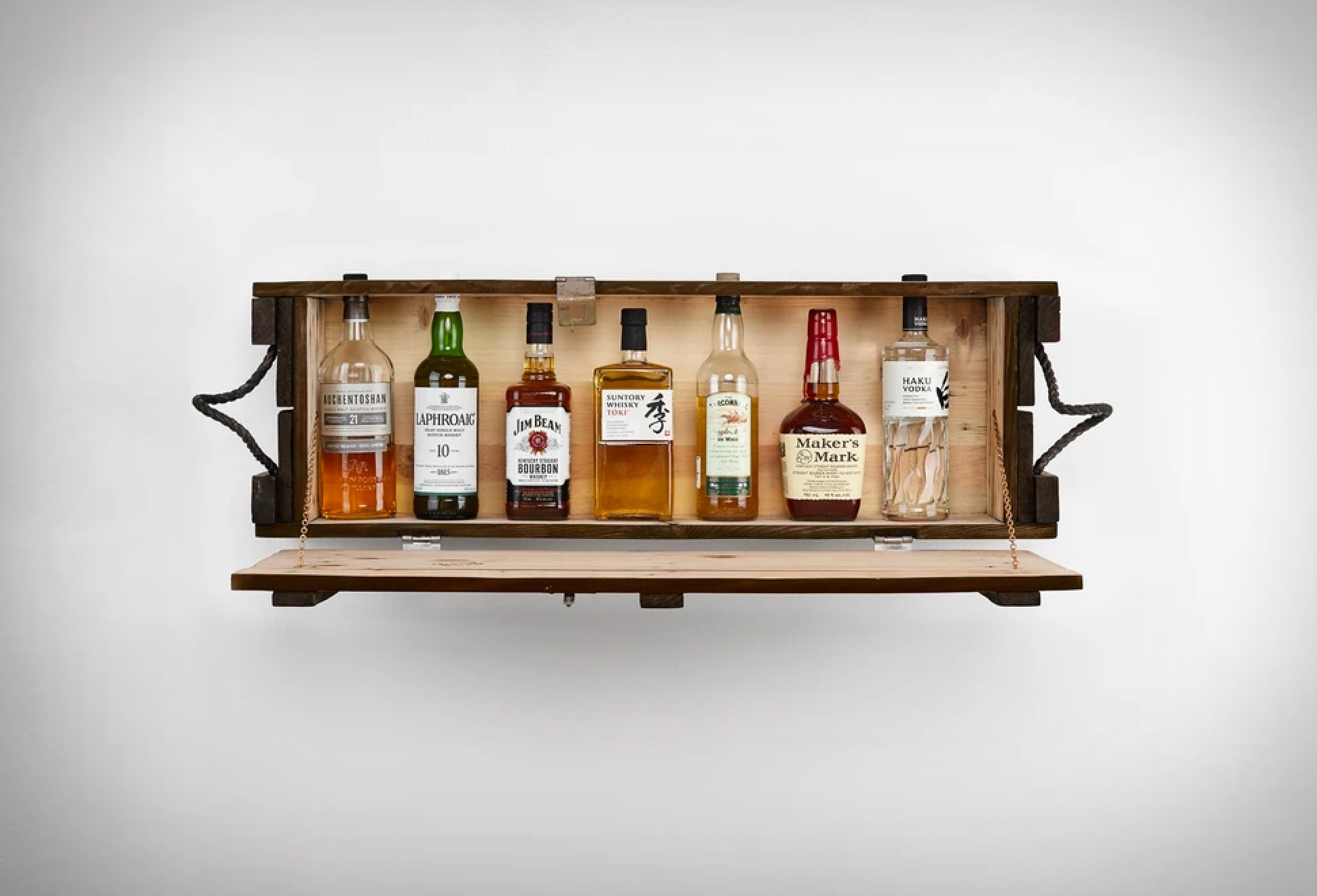 Vintage Ammunition Box Mini Bar | Image