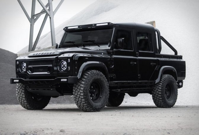Blacked-Out Defender 110 Crew Cab - Image