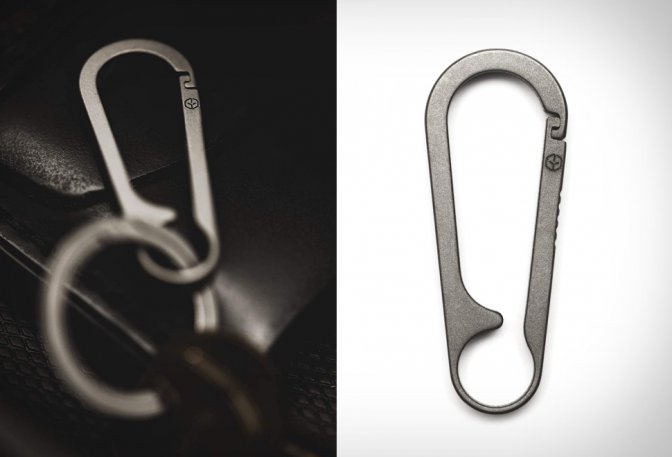 G2 TITANIUM CARABINER KEYCHAIN - Image